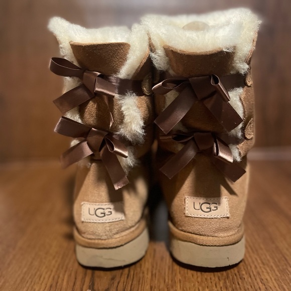 UGG Bailey Bow ll - Picture 8 of 15